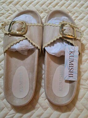 KUMISHI BUCKLE SANDLES